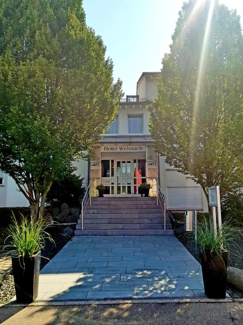 Hotel Weissach Am Neuenbuehl Екстер'єр фото