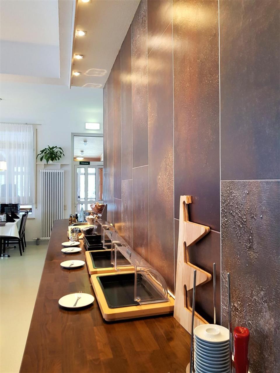 Hotel Weissach Am Neuenbuehl Екстер'єр фото